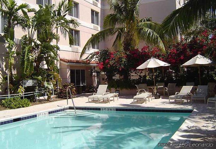Hotel Fairfield & 3*
