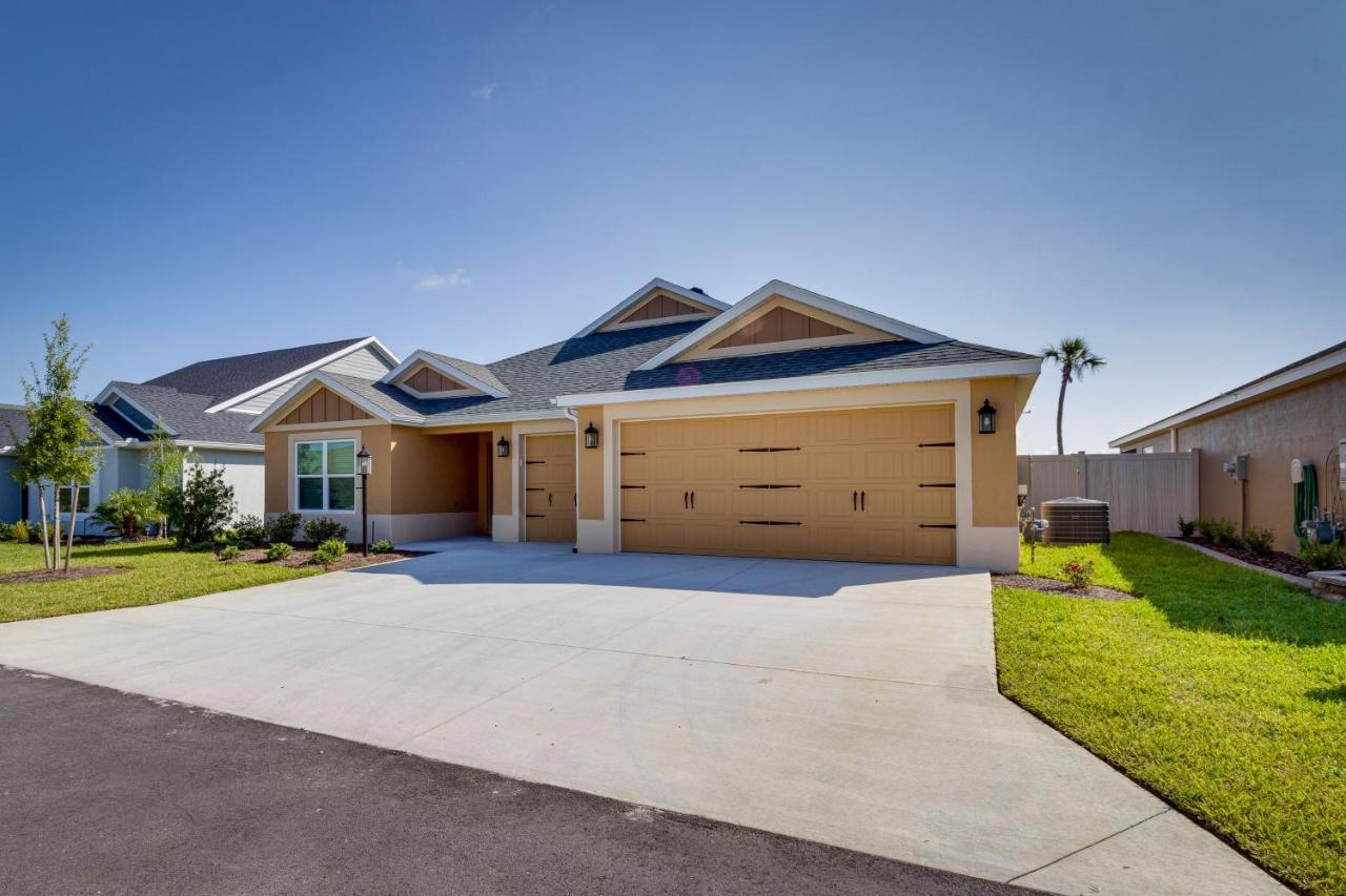 Vacation In The Villages With Pool Access