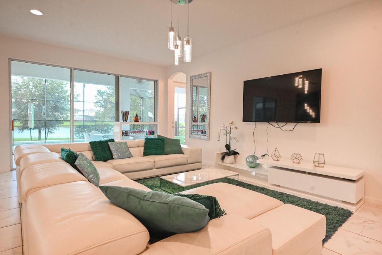Villa 9br Dream Vacation W- View No Carpet *
