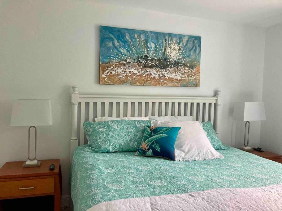 Stylish & Cheerful Marco W/ Awesome Location Marco Island
