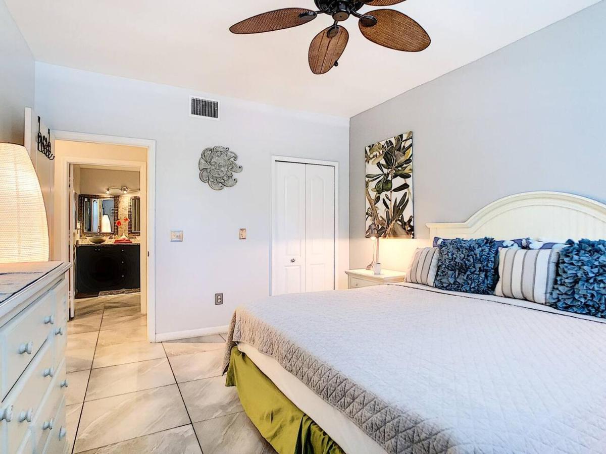 Stunning Beach House In Central Area Near Disney Apartment *
