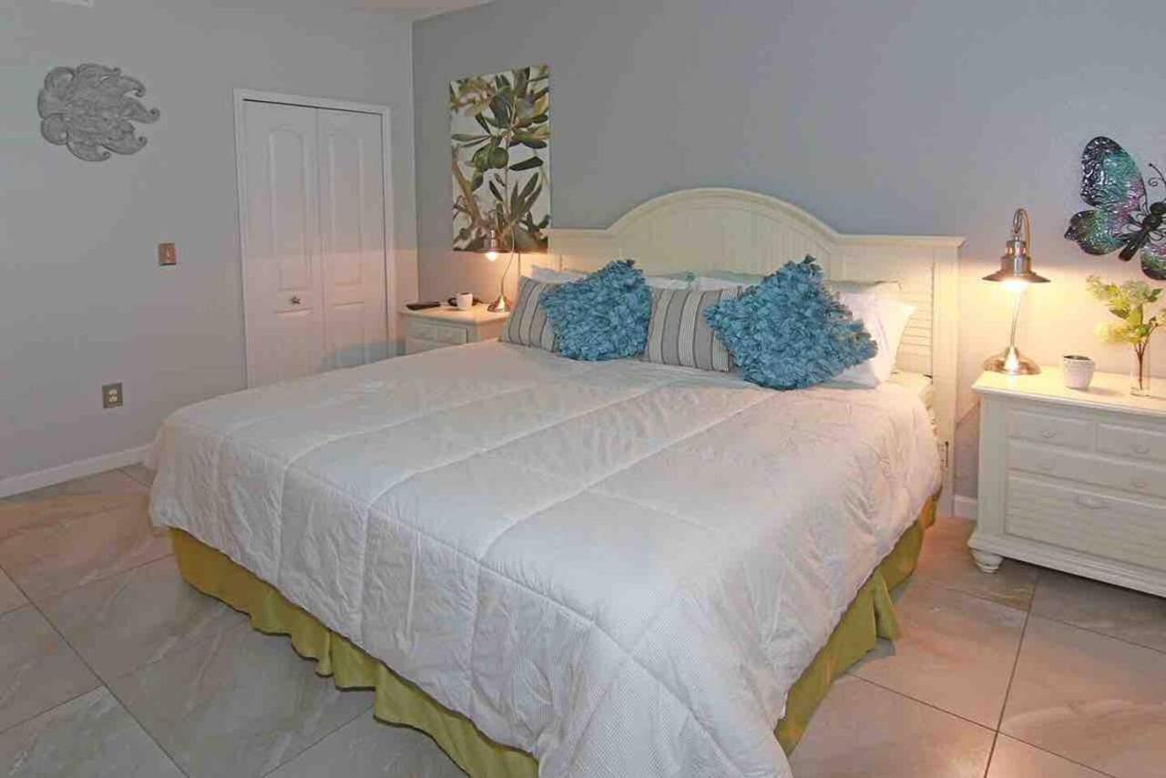 Stunning Beach House In Central Area Near Disney Apartment Kissimmee