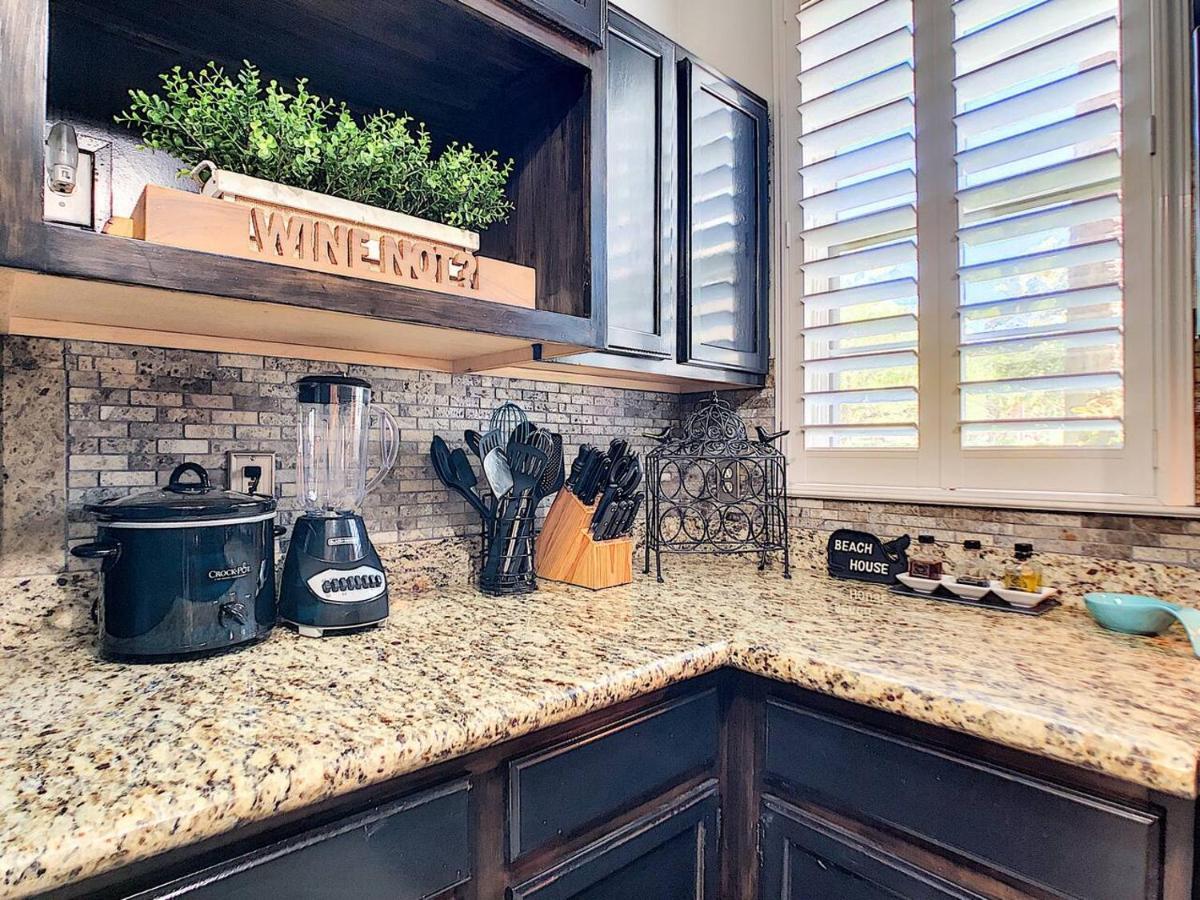 Stunning Beach House In Central Area Near Disney Apartment *