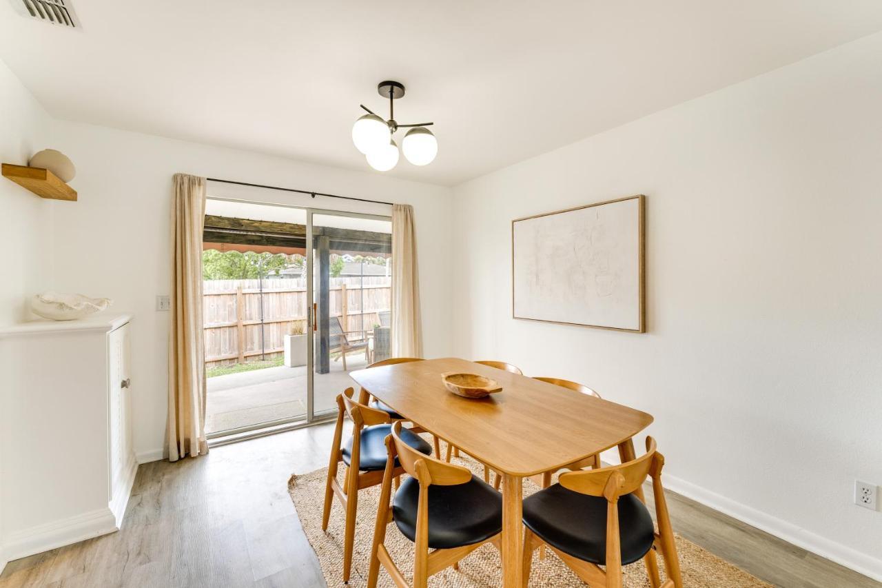 With Screened Pool, 3 Mi To Beaches! Nokomis
