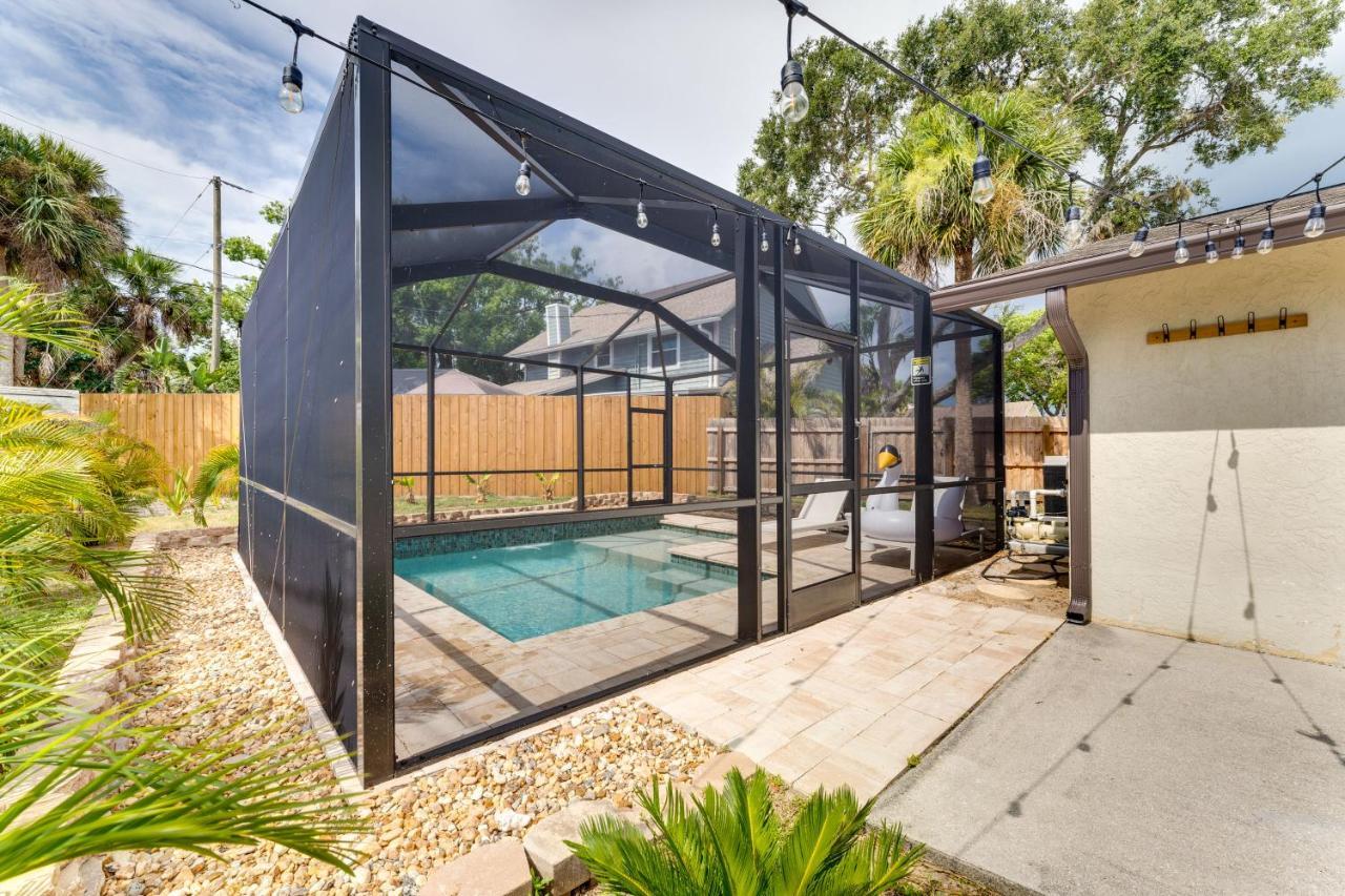 With Screened Pool, 3 Mi To Beaches! * Nokomis