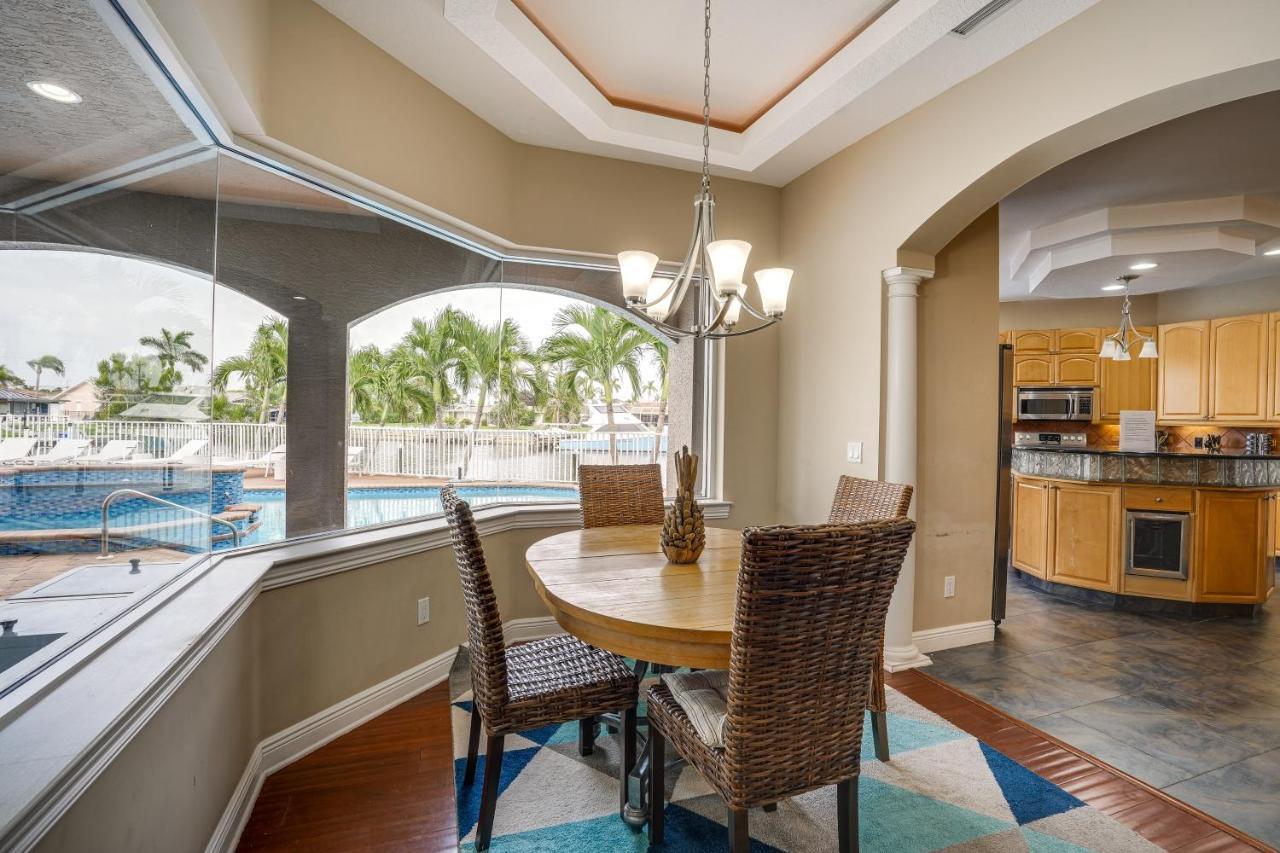 Stunning Private Pool And Boat Dock