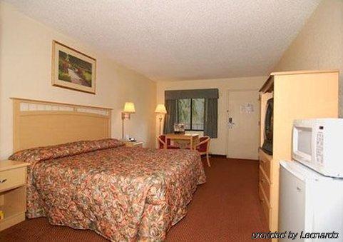 Motel Country Hearth Inn- Kissimmee