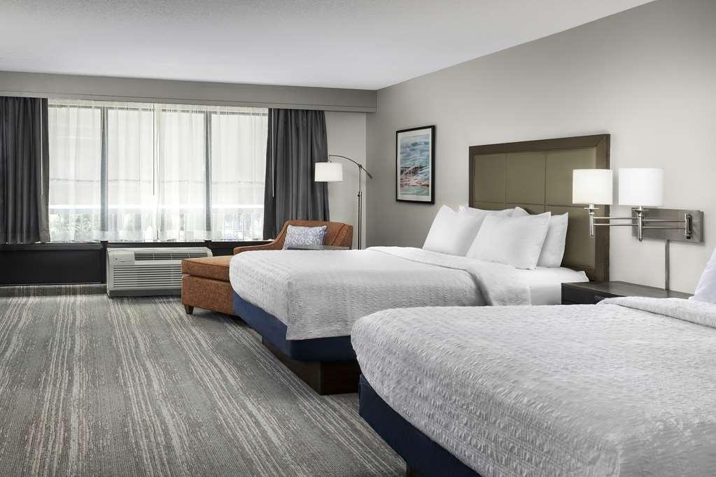 Hotel Hampton & At Mary Colonial Townpark Lake Mary