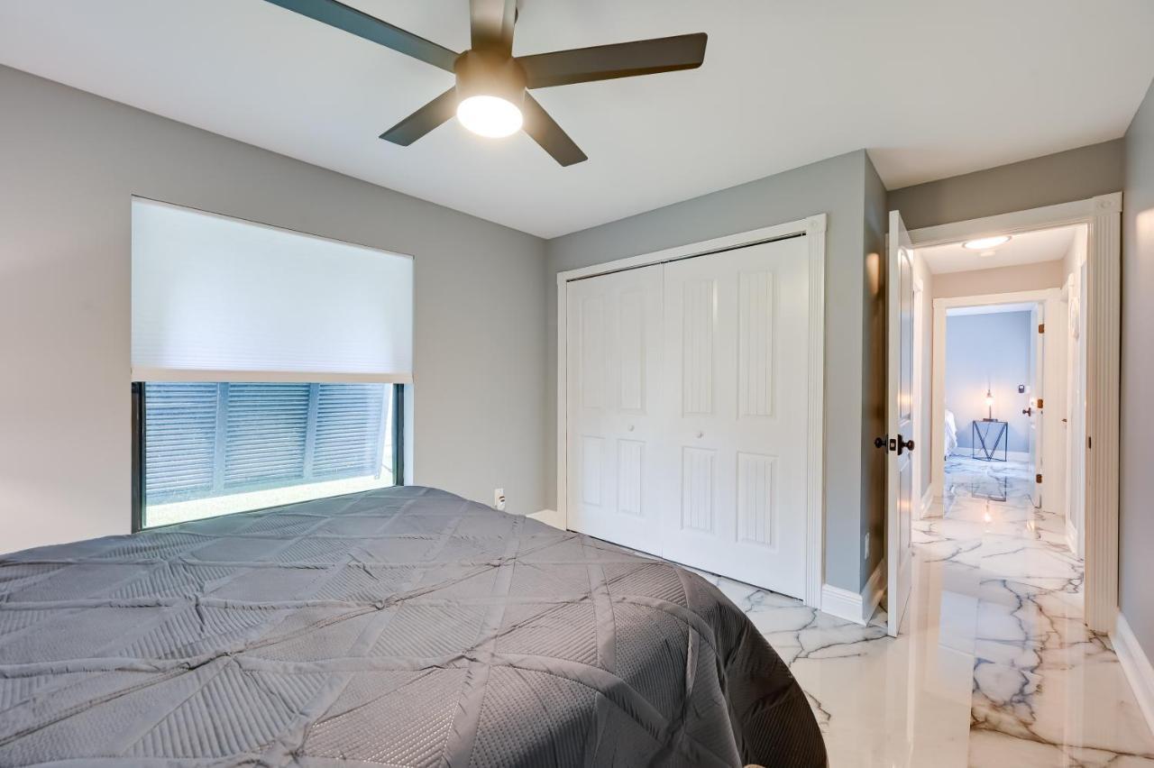 Holiday home Luxurious Oasis Half Mi To Boat Ramp! Cape Coral