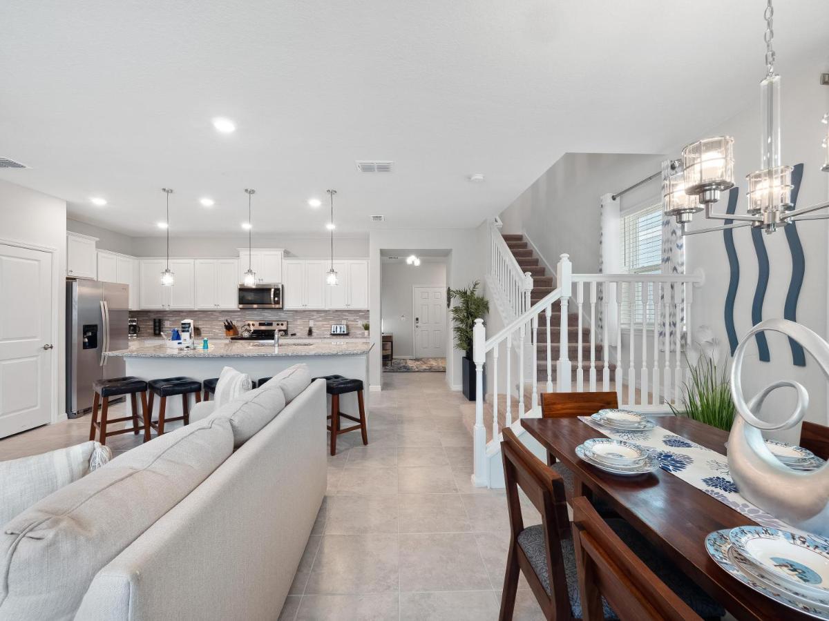 Bsv3894 Free Promotion Luxury 5 Bedroom * Davenport