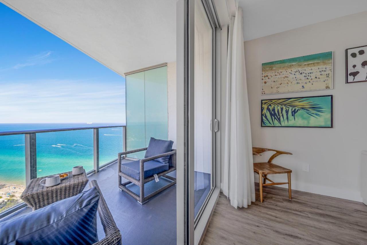 Splendid - Oceanview 1bdr & 1ba Right On The Beach, Heated Pool, Gym Apartment *