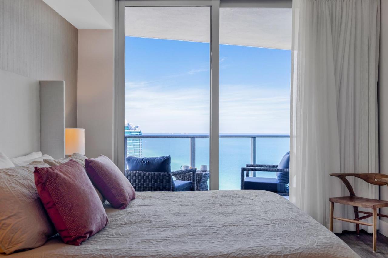 Splendid - Oceanview 1bdr & 1ba Right On The Beach, Heated Pool, Gym Hollywood