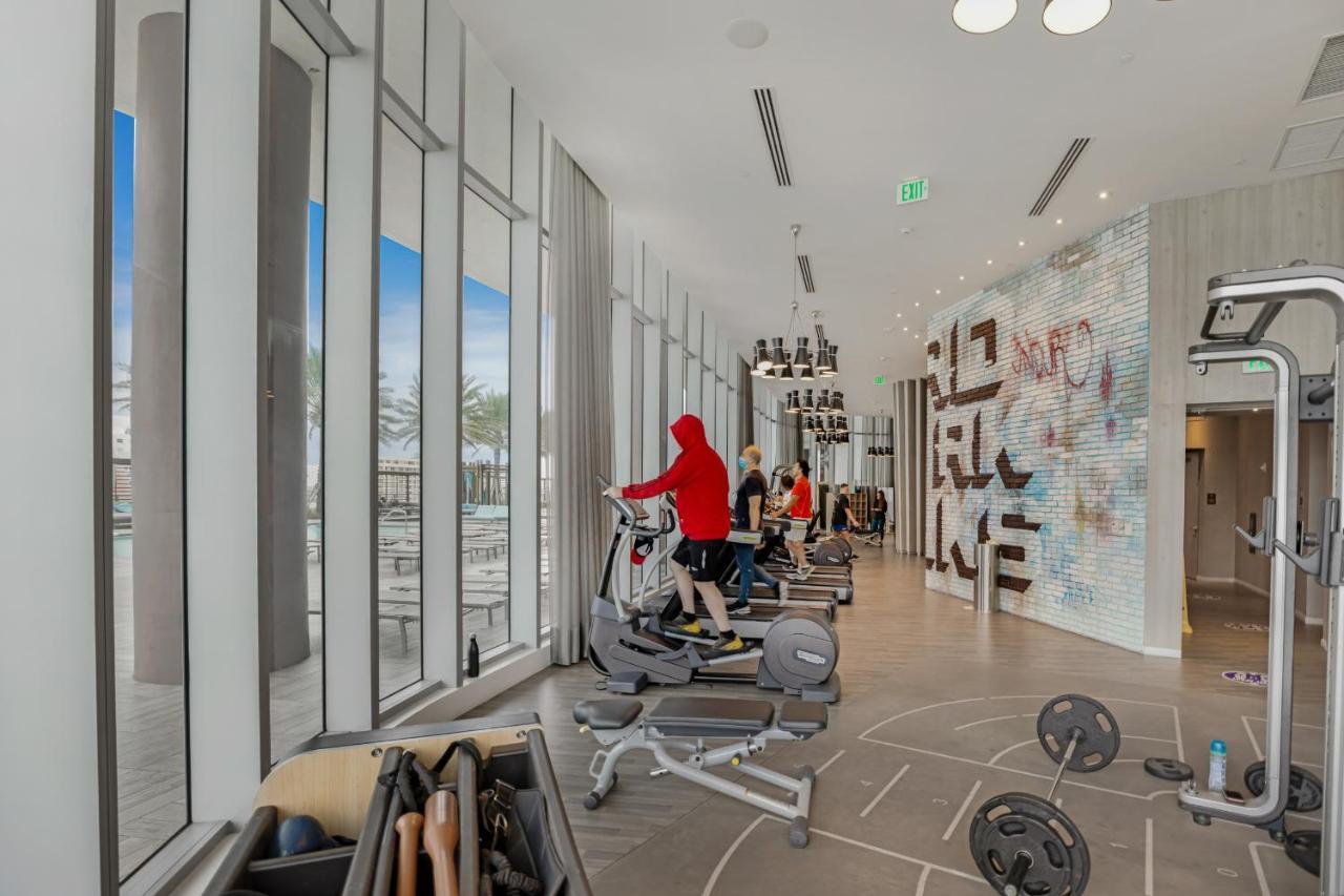 Splendid - Oceanview 1bdr & 1ba Right On The Beach, Heated Pool, Gym