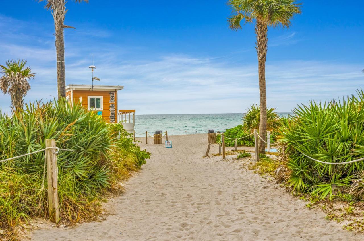 Apartment Splendid - Oceanview 1bdr & 1ba Right On The Beach, Heated Pool, Gym *