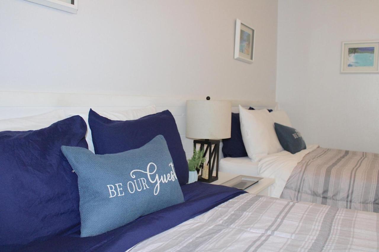 Coastal Waters Studio 111 - Pool Side Studio Resort