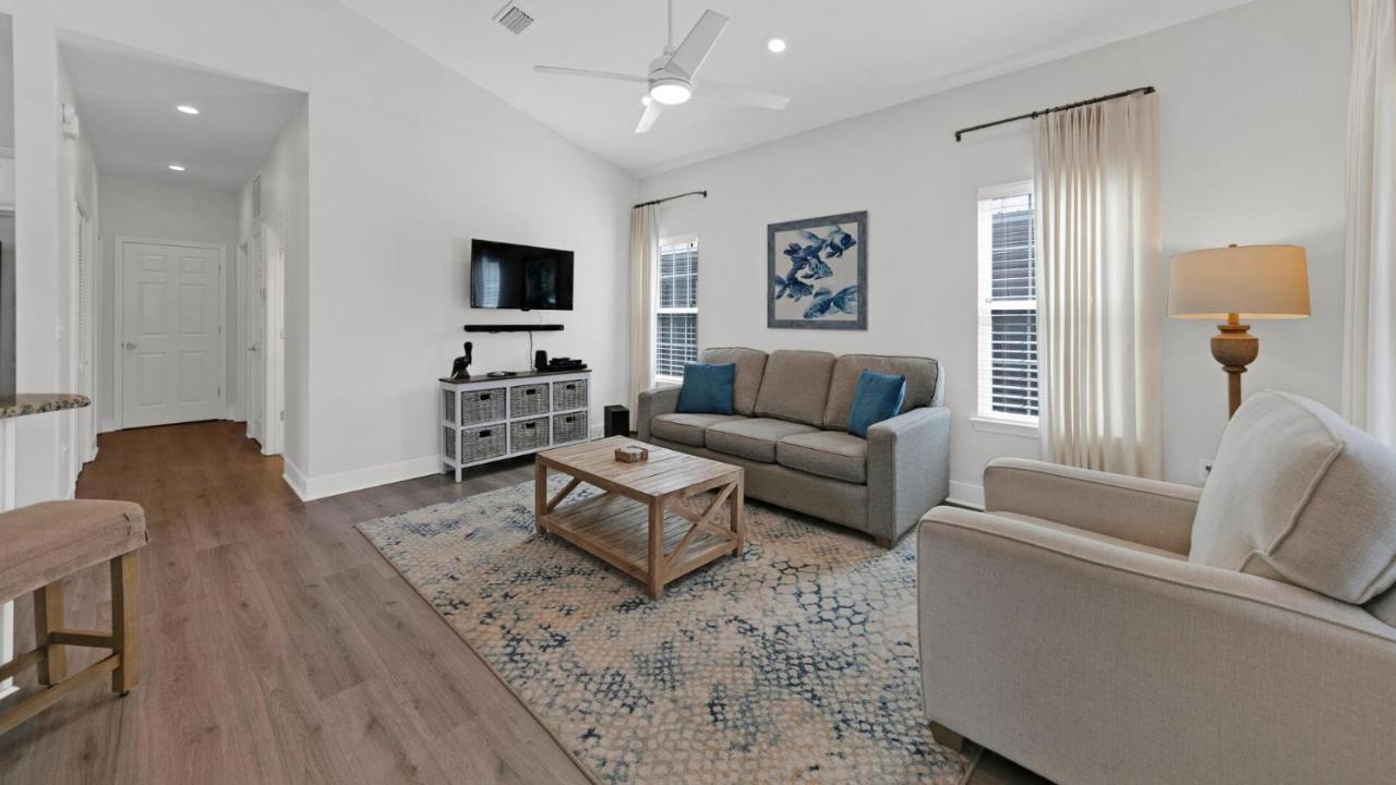 Holiday home Pelican House - Newly Remodeled, Professionally Decorated, Only About 1 Mile To Seaside!