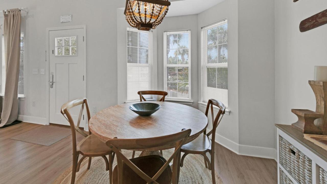 Holiday home Kk's House - Newly Remodeled, Close To Seaside, Easy Walk To Santa Rosa Beach