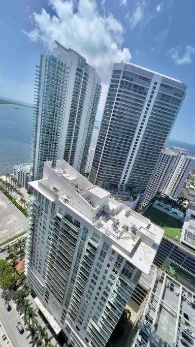 Brickell Center W/city & Bay View + Free Parking! Apartment
