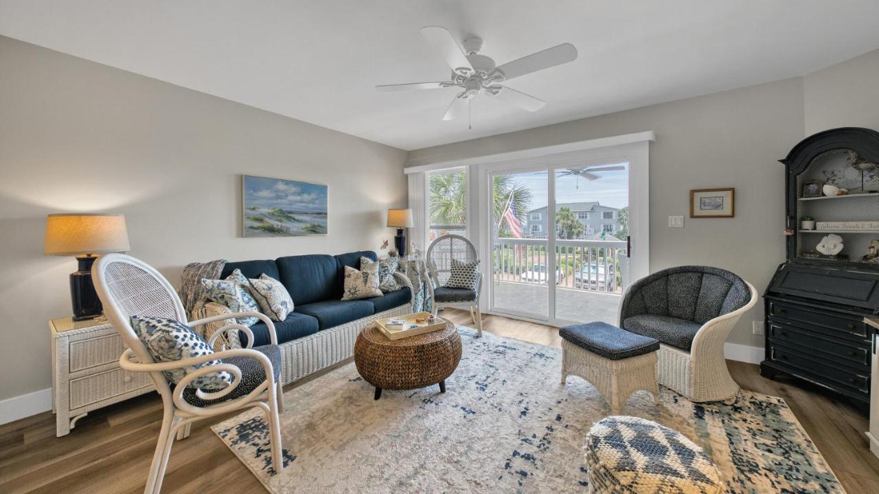 Seahaunts 6a - Steps To The Updated In 2022 South Side Of 30a Holiday home