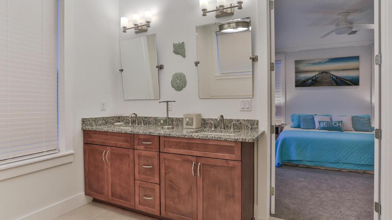 Hook, Wine, And Sinker - 3 Bedrooms Gulf Views On 30a Sleeps 12 With A Hot Tub Holiday home Santa Rosa Beach