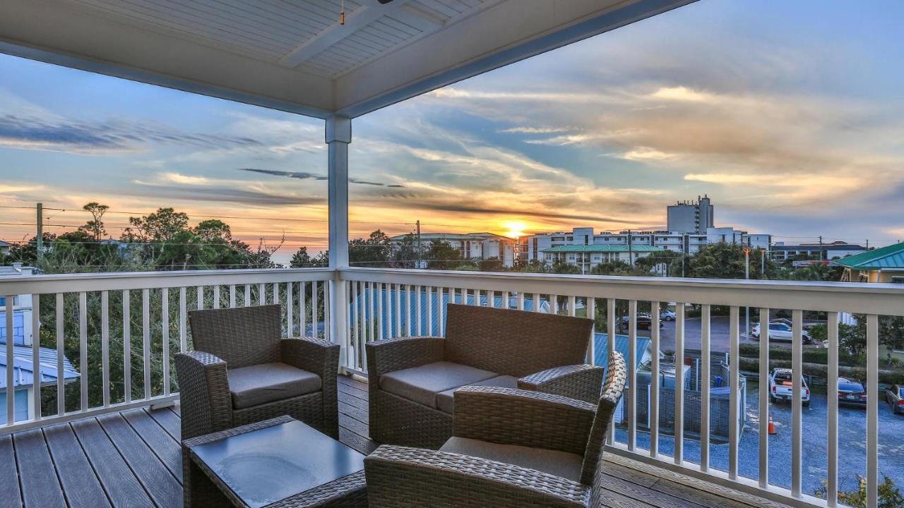 Hook, Wine, And Sinker - 3 Bedrooms Gulf Views On 30a Sleeps 12 With A Hot Tub Holiday home *