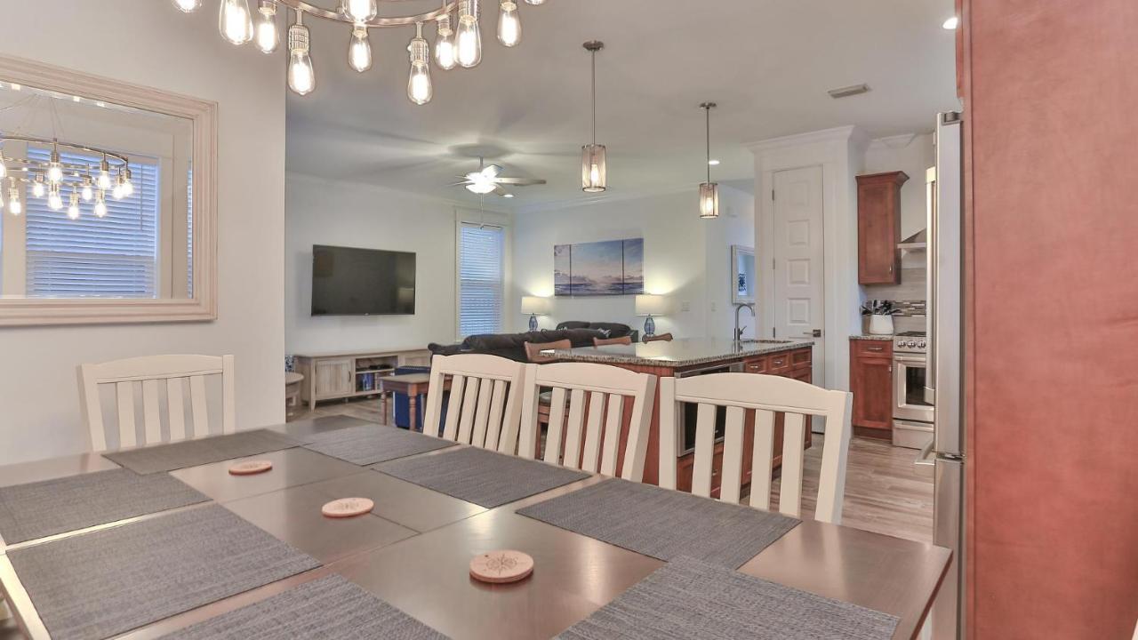 Hook, Wine, And Sinker - 3 Bedrooms Gulf Views On 30a Sleeps 12 With A Hot Tub Holiday home *
