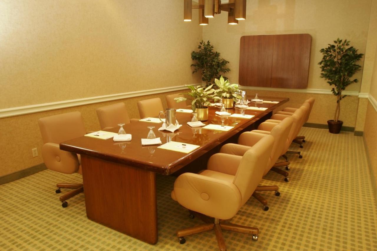 The Florida & Conference Center In The Florida Mall Hotel Orlando