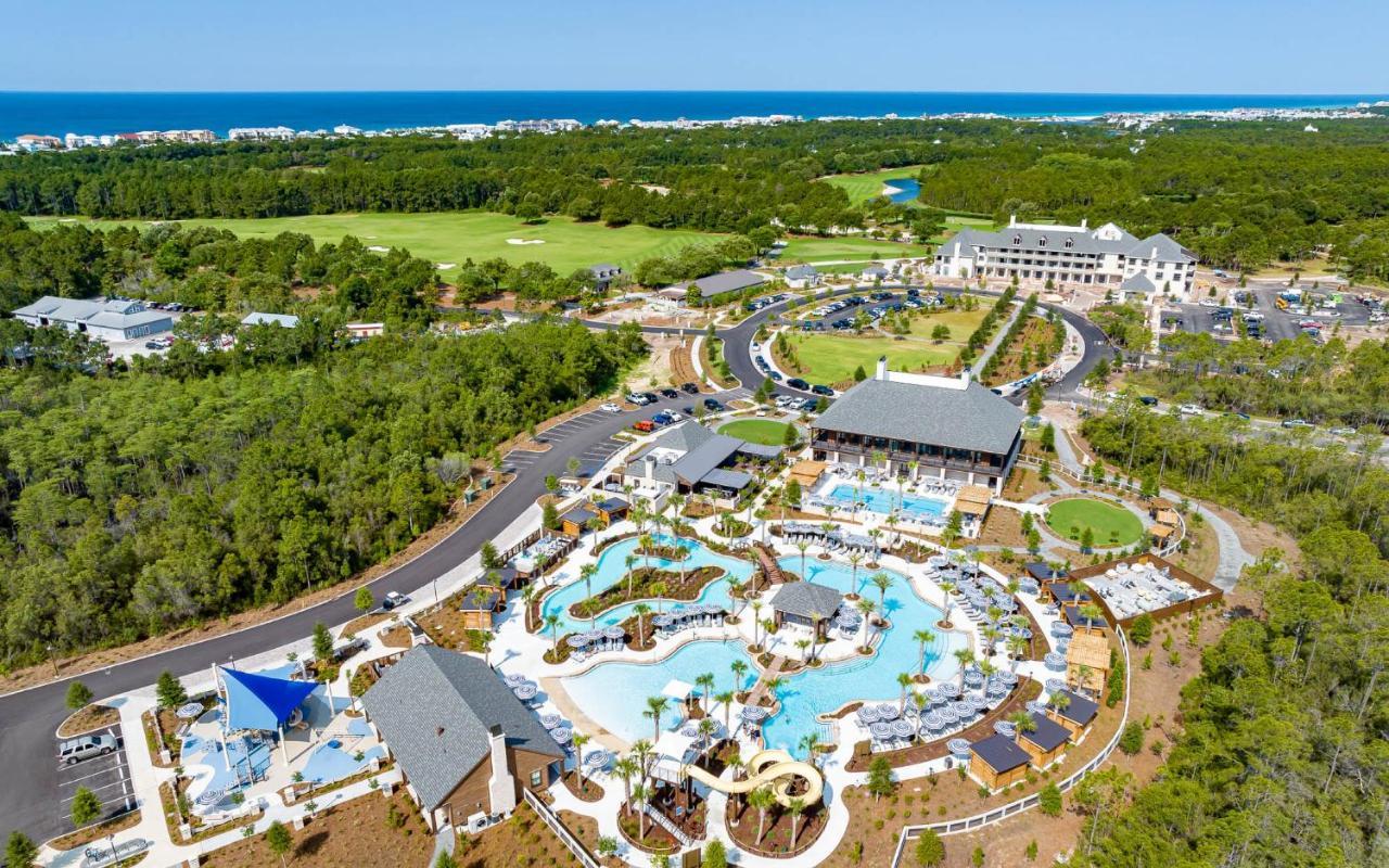 Hotel Camp Creek