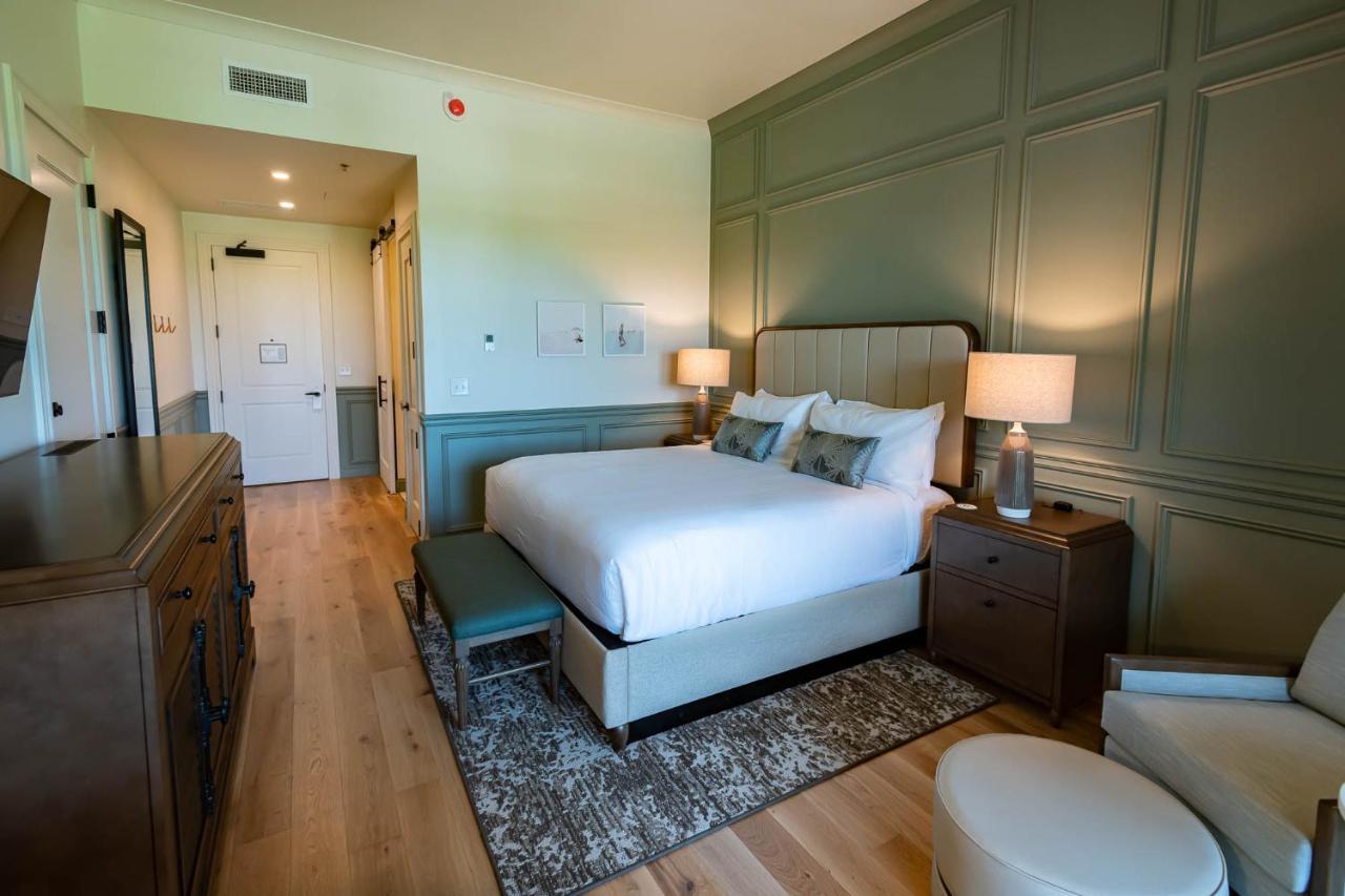 Camp Creek Hotel