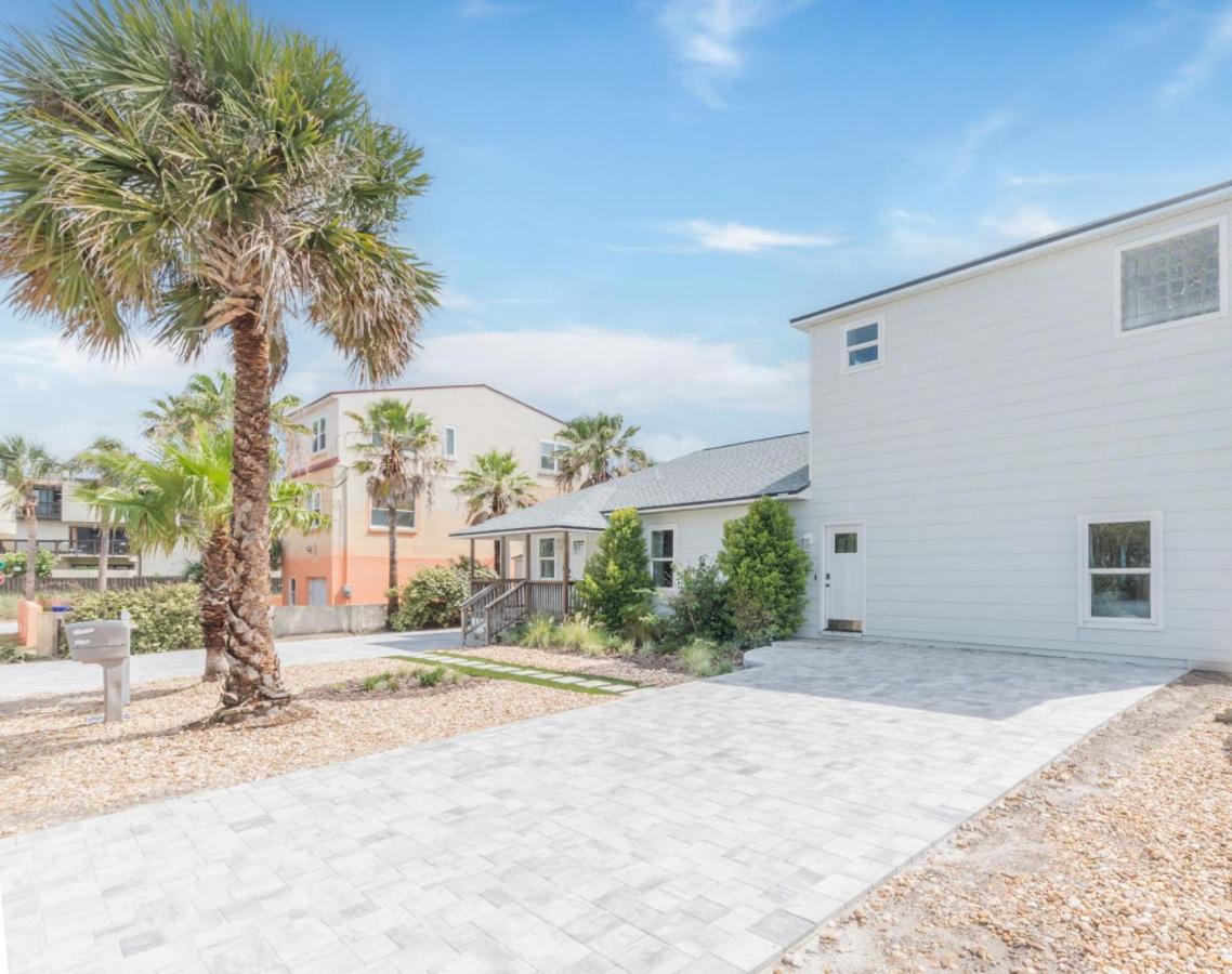 Sea Gem Slp 16 Amenities *