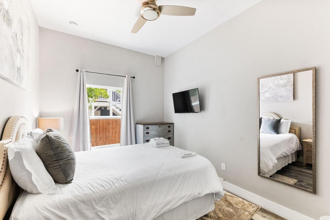 Holiday home Sea Gem Slp 16 Amenities *