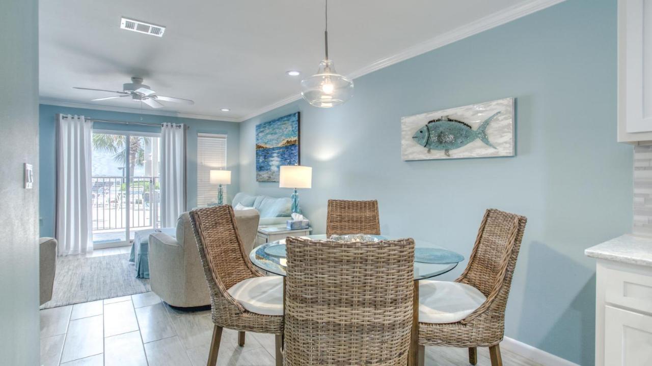 Poolside 106 - Updated Beachfront On Isle In Holiday home Destin