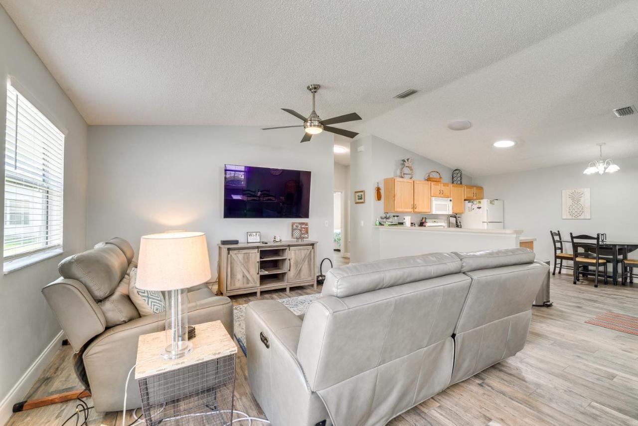 Abode With Community Pools, Golf And The Villages