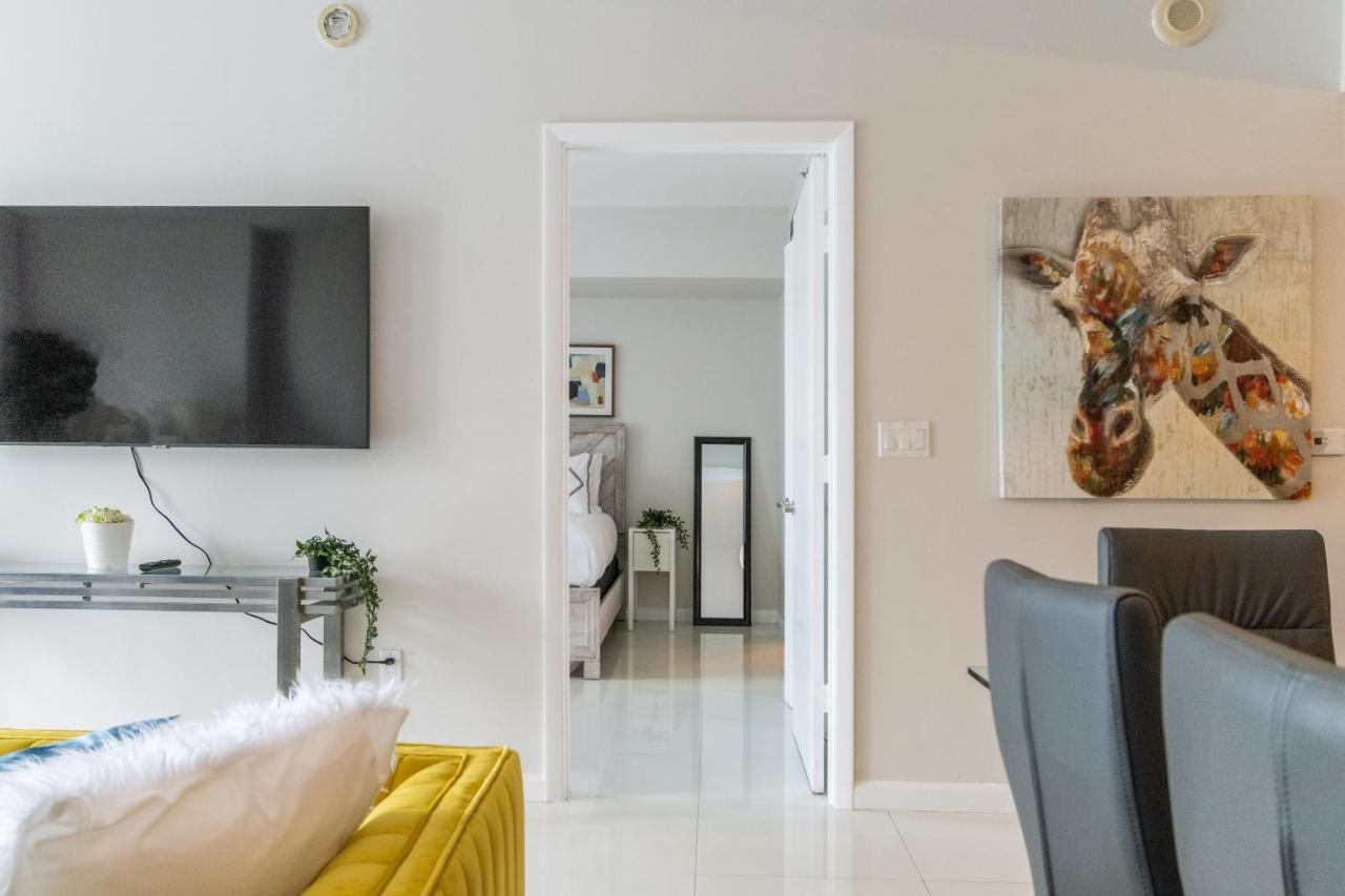 Limited Time 1br 1bath Located At Icon Brickell Apartment Miami