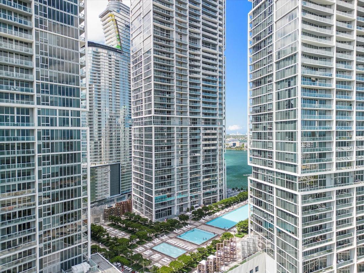 Apartment Limited Time 1br 1bath Located At Icon Brickell Miami