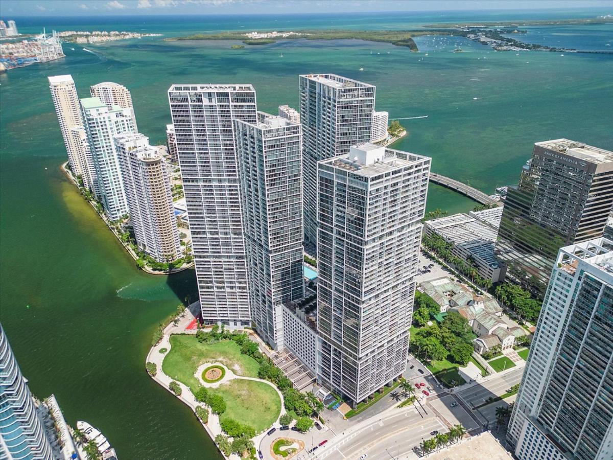 Apartment Limited Time 1br 1bath Located At Icon Brickell