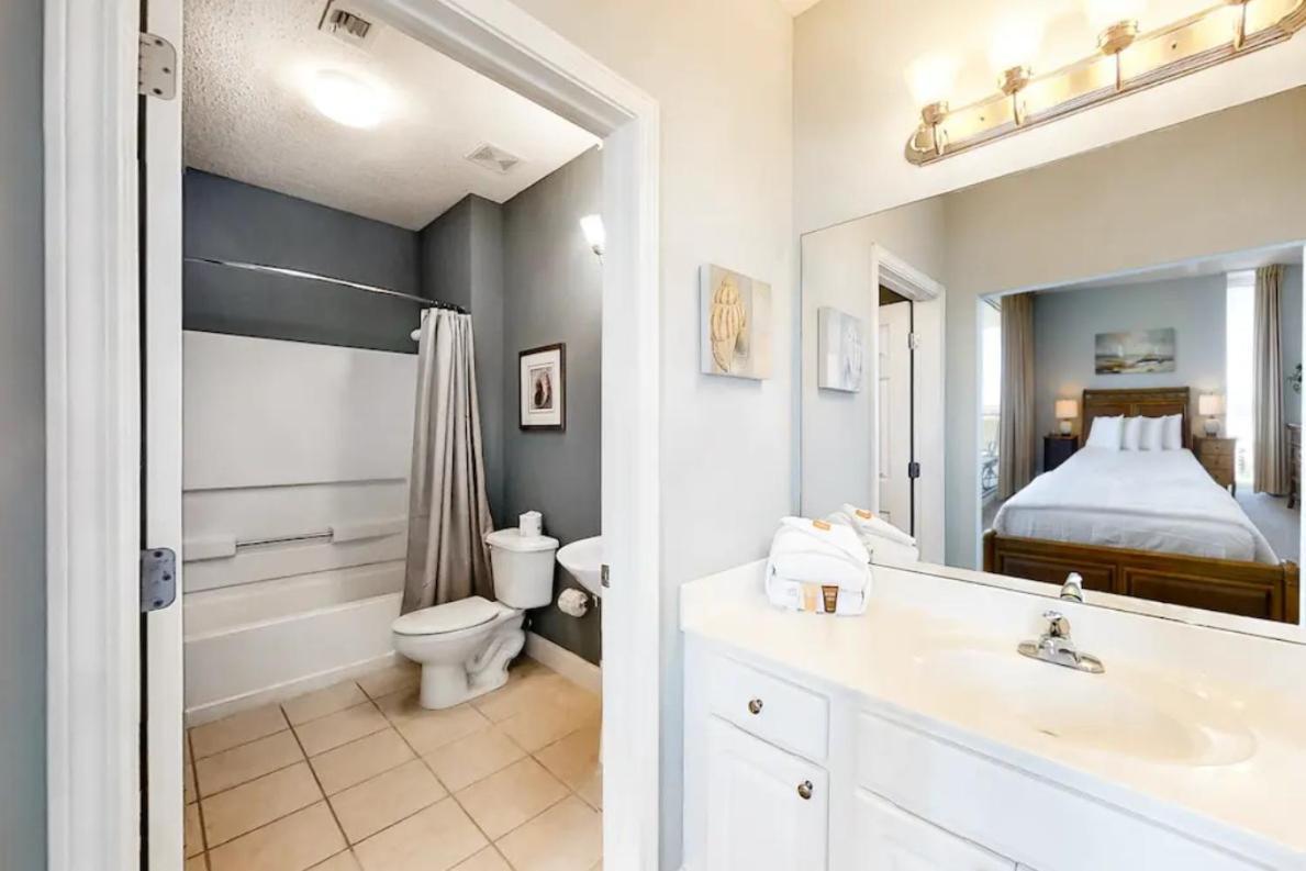 Palacio Unit 1806 * Pensacola