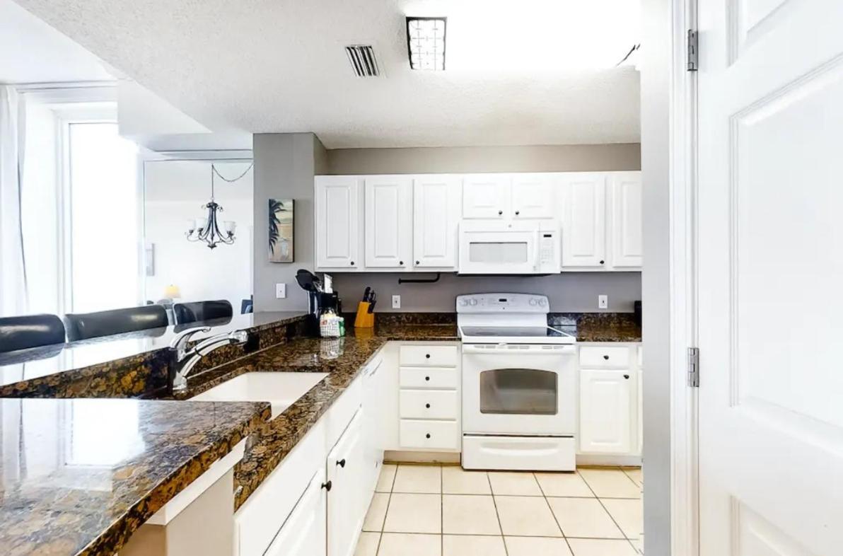 Palacio Unit 1806 * Pensacola