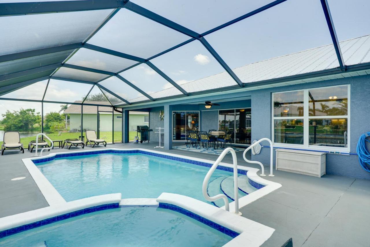 Chic Retreat With Pool And Canoe Access * Cape Coral