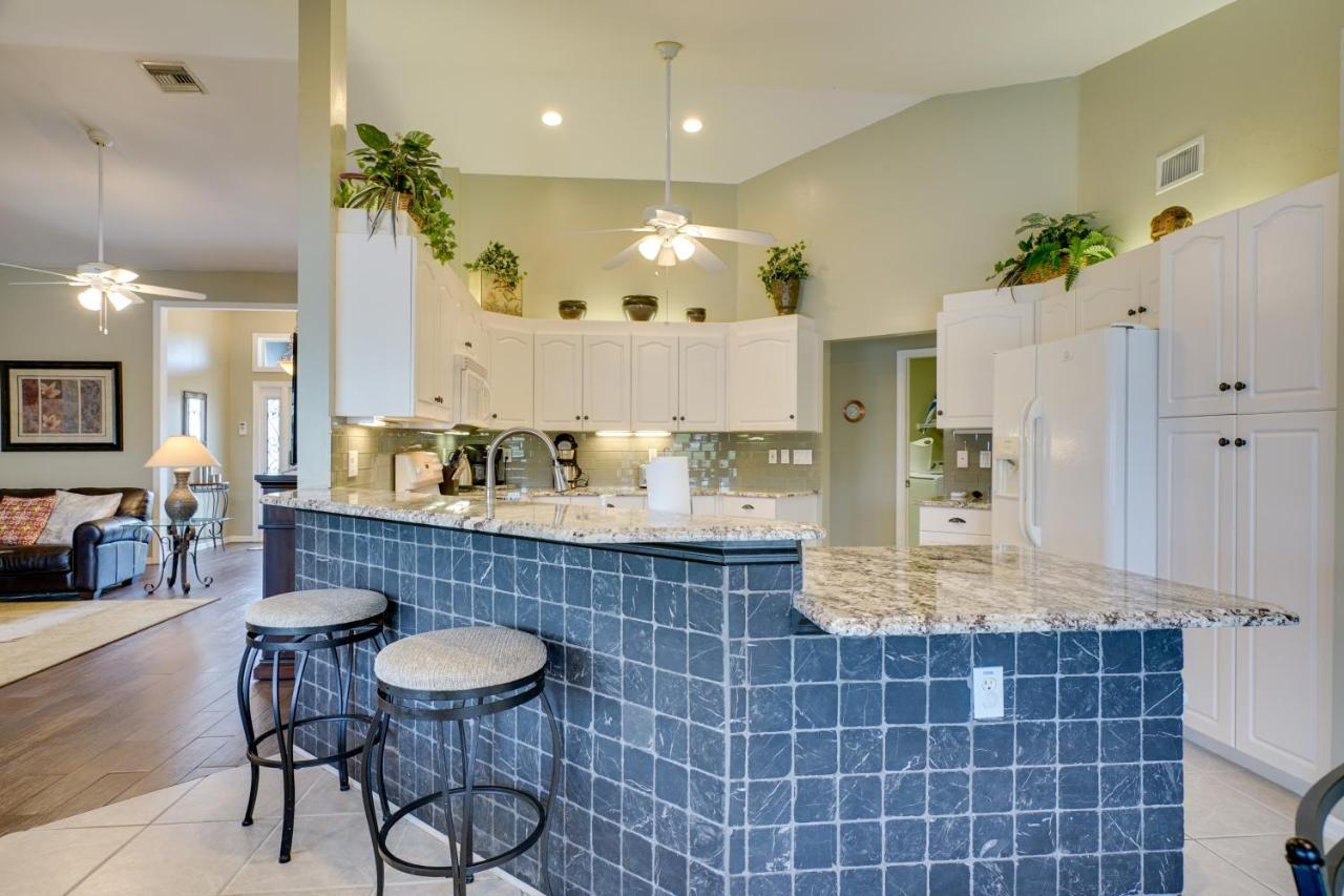 Chic Retreat With Pool And Canoe Access Holiday home Cape Coral