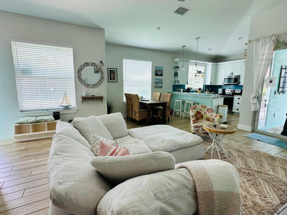 Coastal At Bay, Botanical Garden And Pickleball Villa *