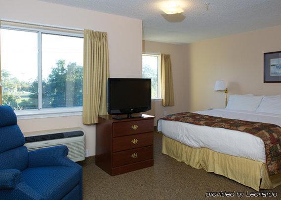 Hotel Suburban Extended Naval Base Area