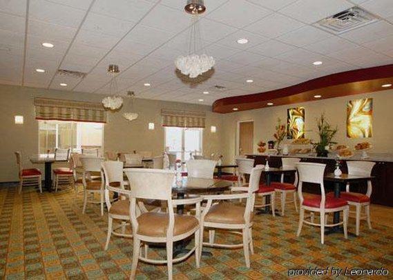 Hotel Courtyard By Marriott At Town Center Sarasota