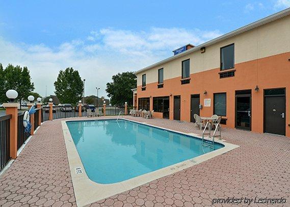 Inn Rodeway Wesley Chapel