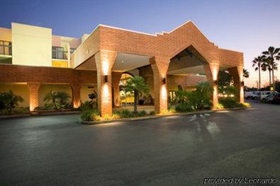 Baymont By Wyndham Near Busch Gardens 2* Tampa