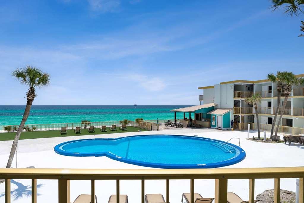 Chateau Beachfront Hotel, A By The Sea