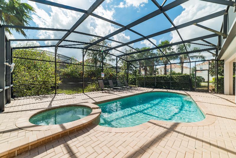 Resort Windsor Hills Homes, Townhomes & 4*