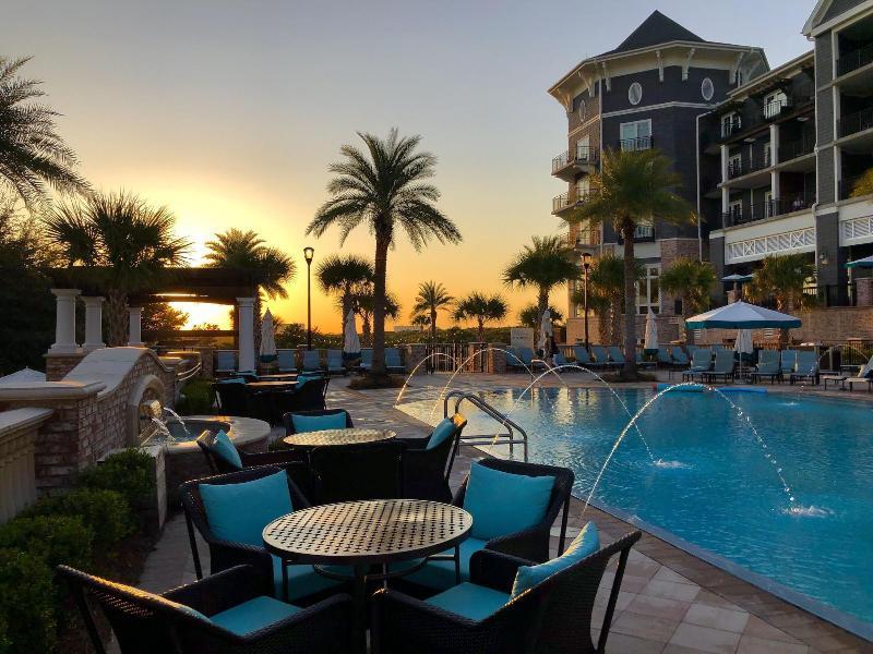 Resort The Henderson, A Salamander & Destin