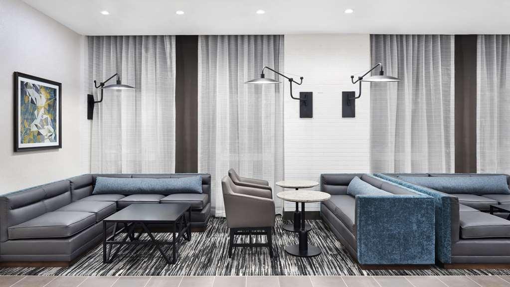 Hyatt Place St. Johns Town Center Hotel 3*