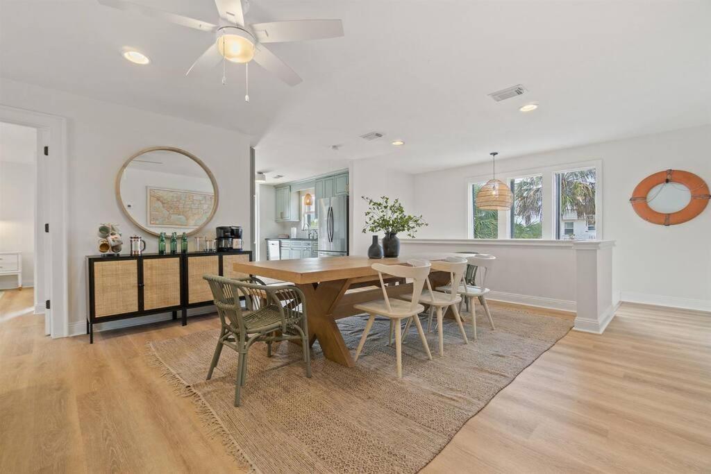 The Sunny Side-pensacola Beach, 600 Feet To Gulf, Private/heated Pool, Games, Gear Holiday home *